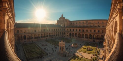 جامعات سهلة القبول في إسبانيا