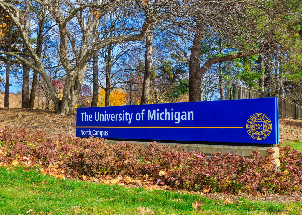 ستودي شووت التعليم ماجستير تقويم الأسنان