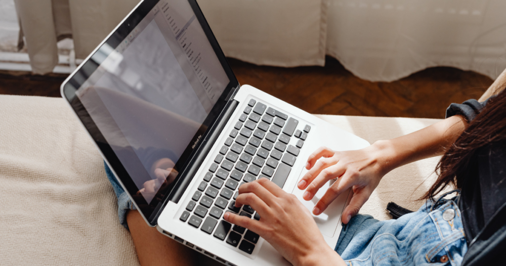 الحواسيب المحمولة (Laptop Computers)