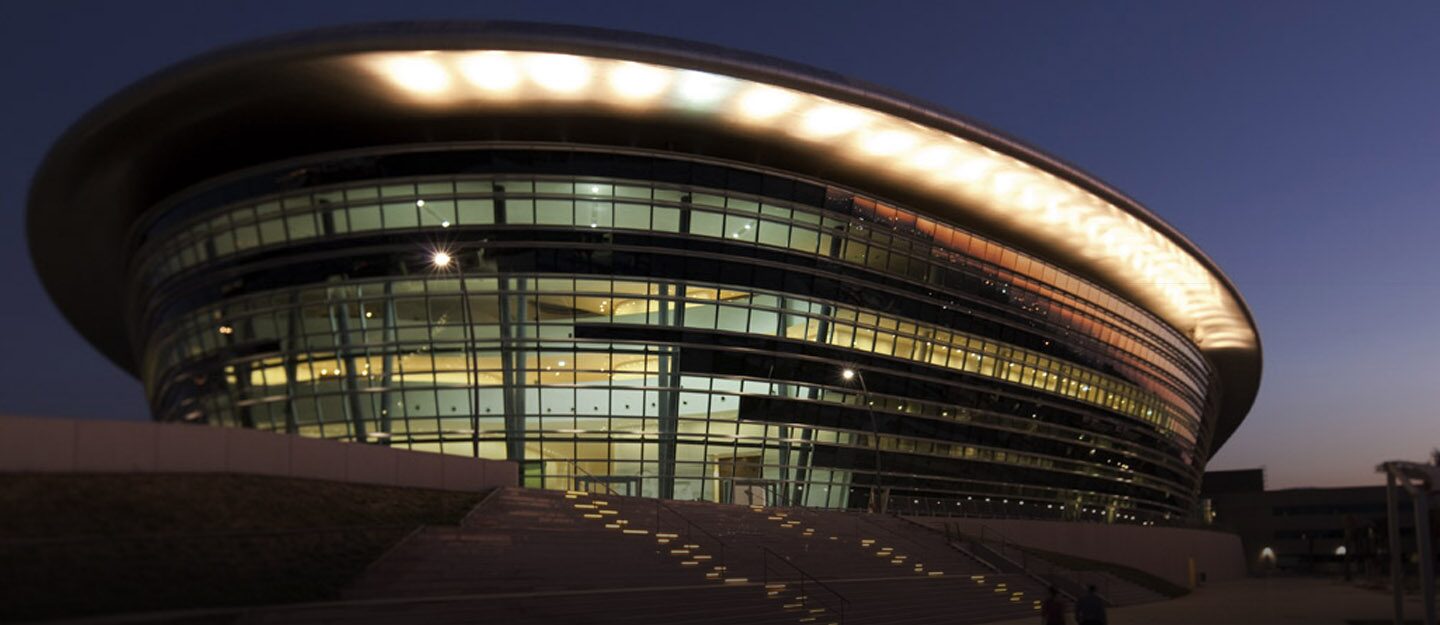 جامعة زايد جامعة زايد