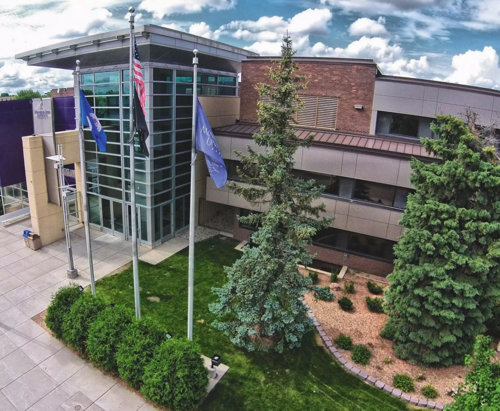 ستودي شووت القبول جامعة مينيسوتا معتمدة في السعودية