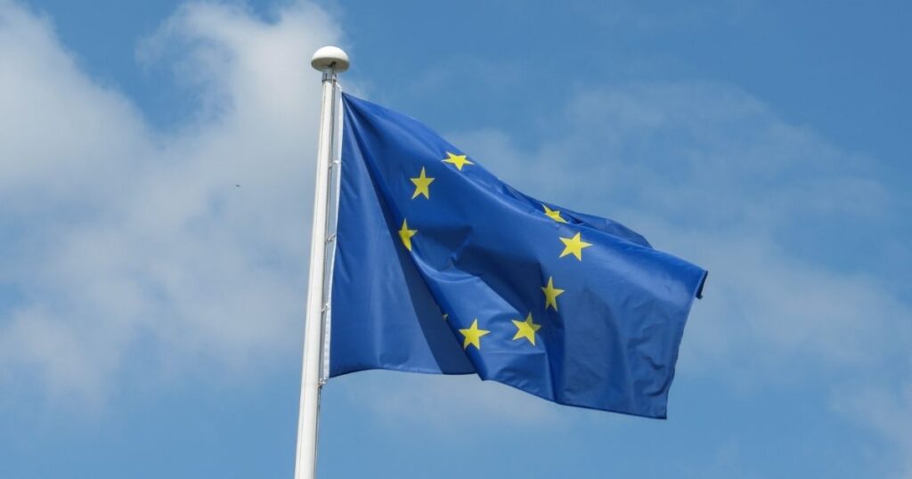 ستودي شووت التأشيرات والهجرة البطاقة الزرقاء للاتحاد الأوروبي