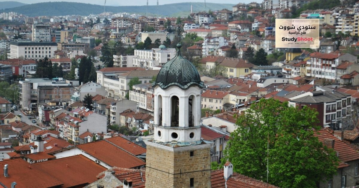 منحة جامعة فارنا الطبية